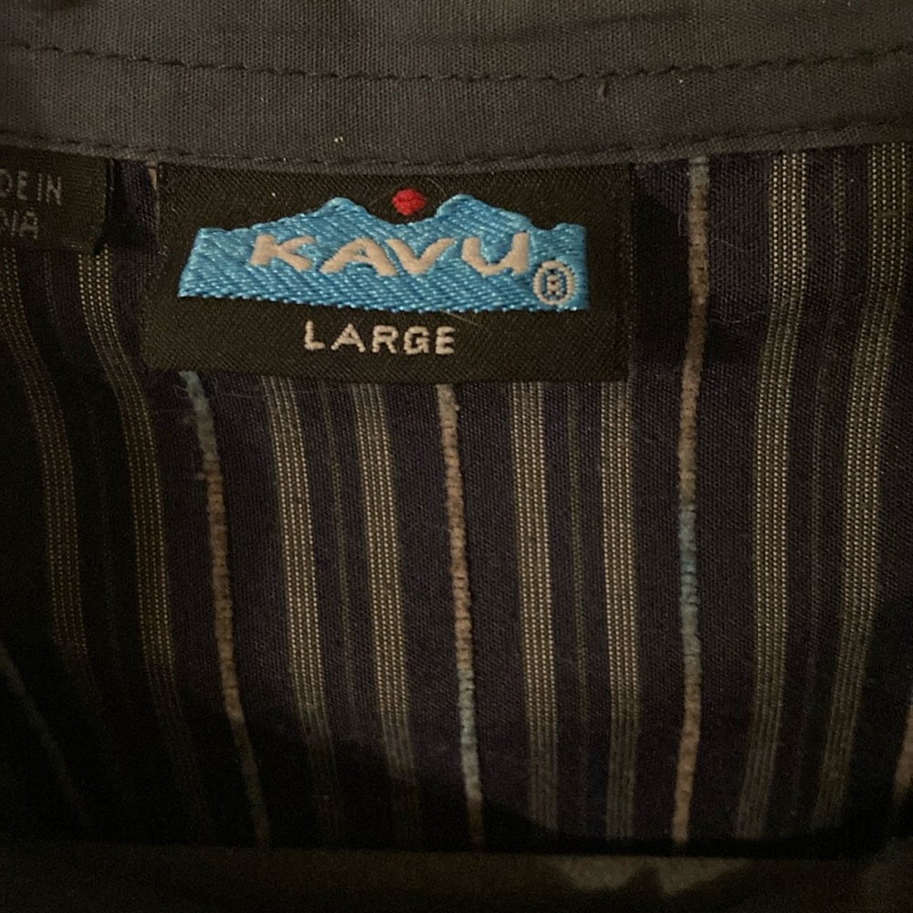 Men’s large KAVU dress shirt
